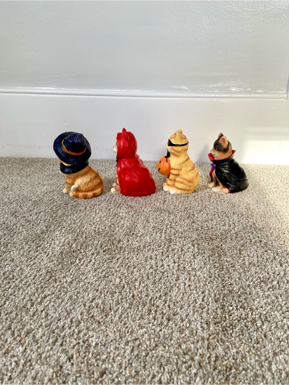 Collections Etc Halloween Cat Figurines Set of 4 Costume Witch Devil Vampire - Picture 7 of 15